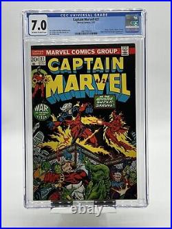 Captain Marvel #27 CGC 7.0 OWithWP 1st Full App Eros (Starfox) 1973 Marvel KEY
