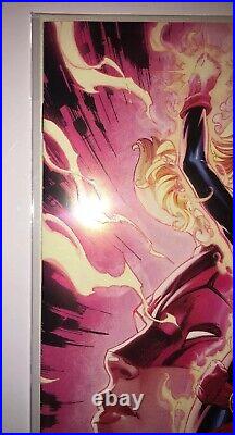 Captain Marvel #7 J Scott Campbell Exclusive Glow in the Dark 1/300 Artist Proof