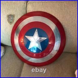 Captain Marvel Exclusive Legends Gear Classic Comic Captain America Shield Metal