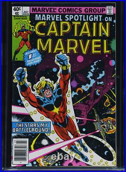 MARVEL SPOTLIGHT V2 #1 Price variant Newsstand CGC-9.6, WP Captain Marvel