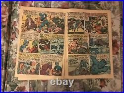 Marvel Golden Record The Avengers #4 LP Comic 1966 Captain America 1st Silver Ap
